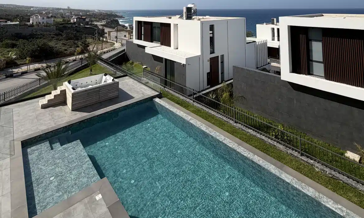 Villen Nordzypern mit Meerblick